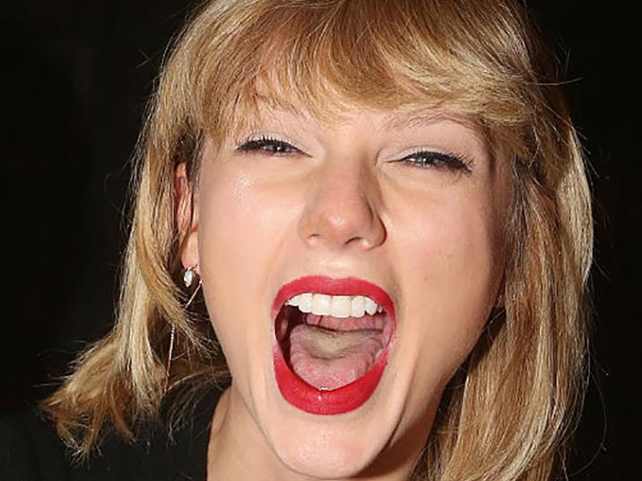 Taylor Swift Open Mouth Cum