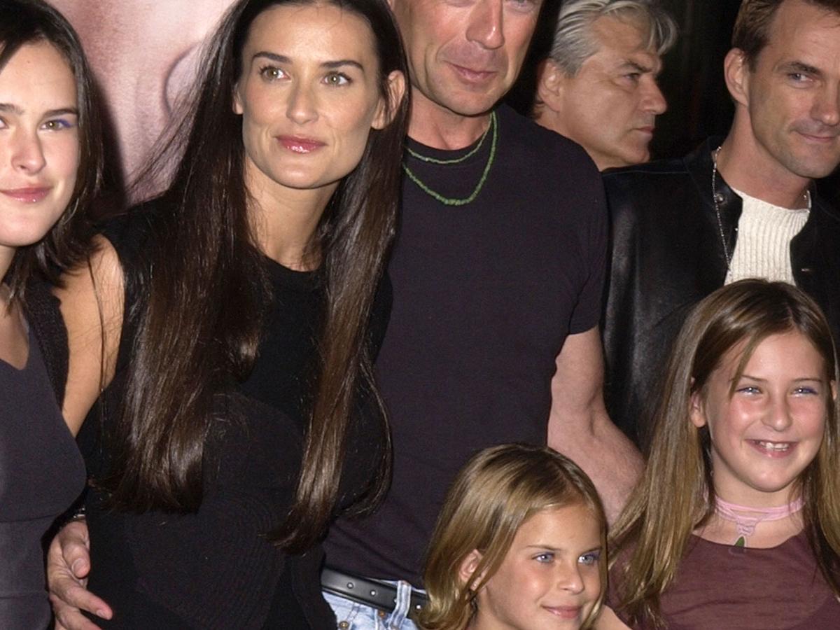 Bruce Willis and Demi Moore reunite with whole family for daughter ...
