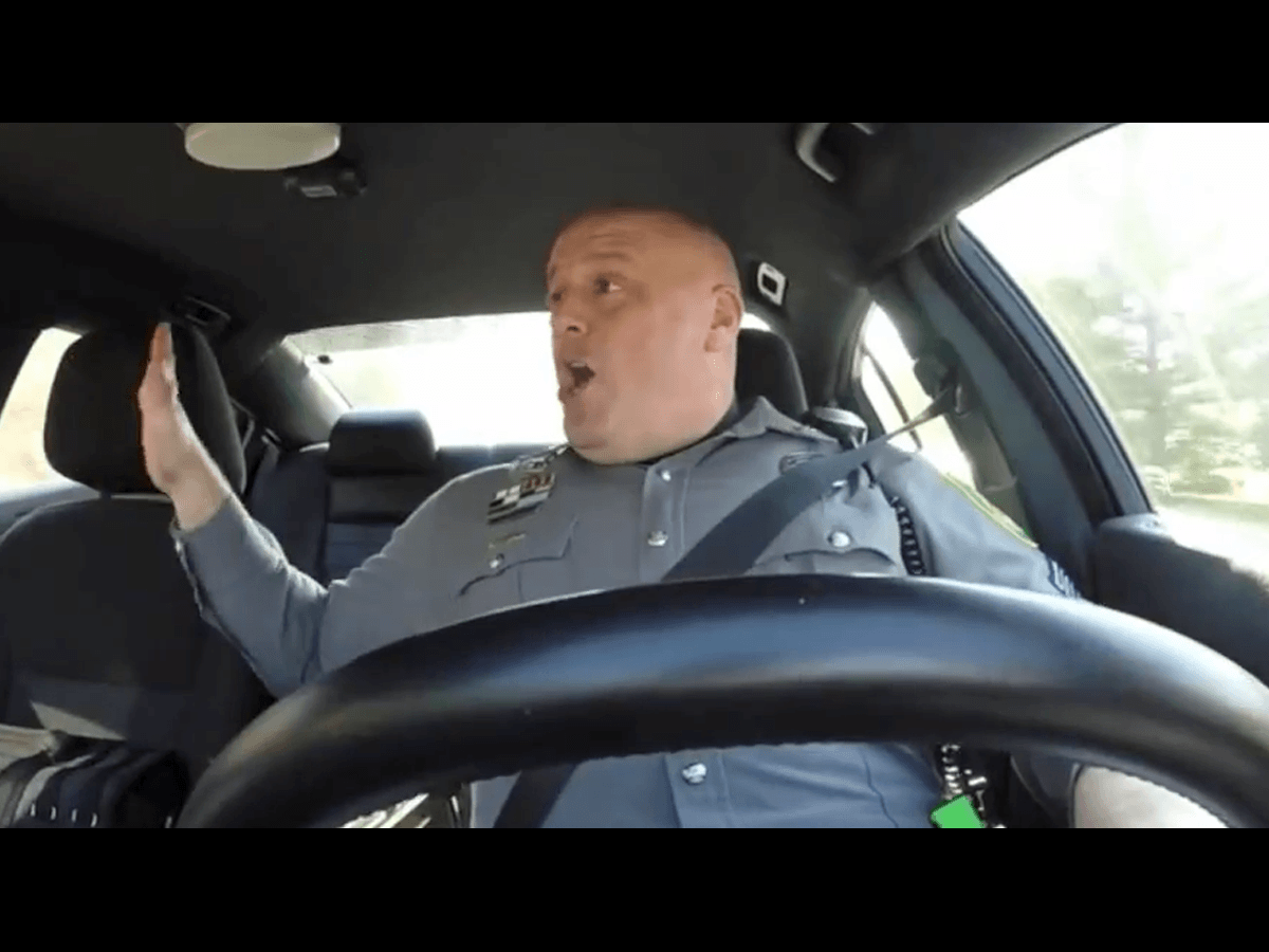 Police Officer Shake It Off | Dover Police DashCam Confessional (Shake ...