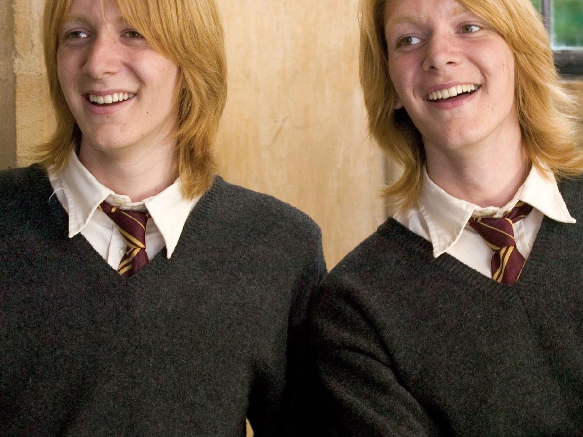 Harry Potter S Weasley Twins Look Pretty Different Now Nova 100   Ee1883ad683f036f6066c4478a40fec3 2 