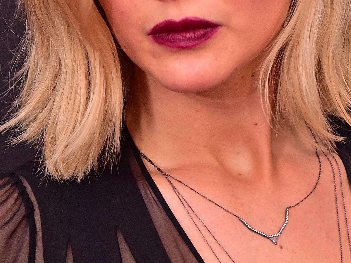 jennifer lawrence reveals she regrets her tattoo u201ci u0027m an idiot jennifer lawrence reveals she regrets her tattoo u201ci u0027m an idiot