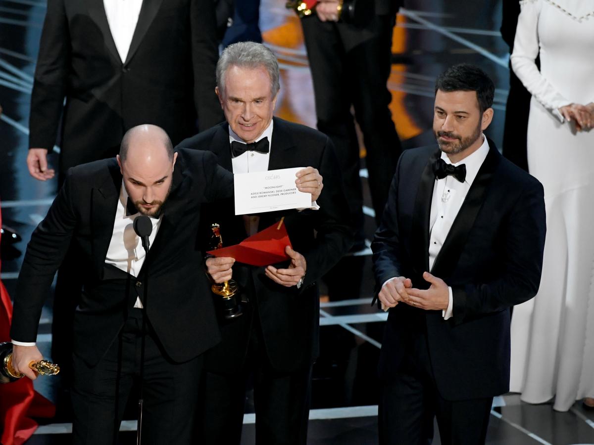 The Oscar for Best Picture gets given to the WRONG film! Nova 969