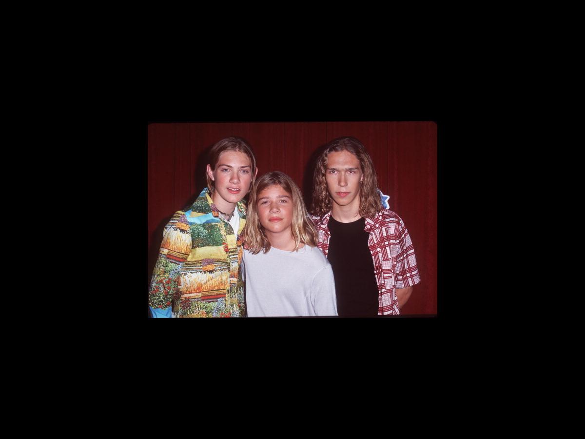 the-dark-truth-about-hanson-s-mmmbop-nova-100