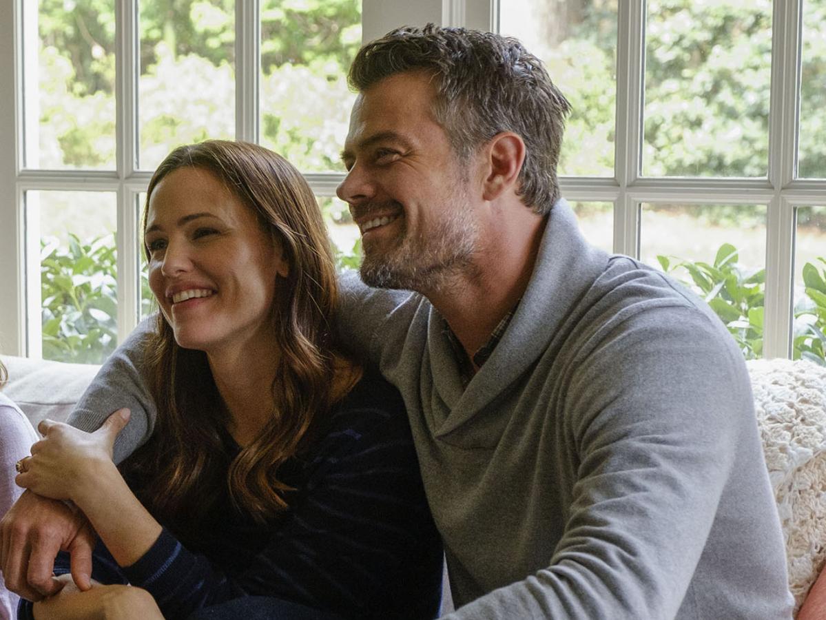 Jennifer Garner and Josh Duhamel rumoured to be dating | Nova 969
