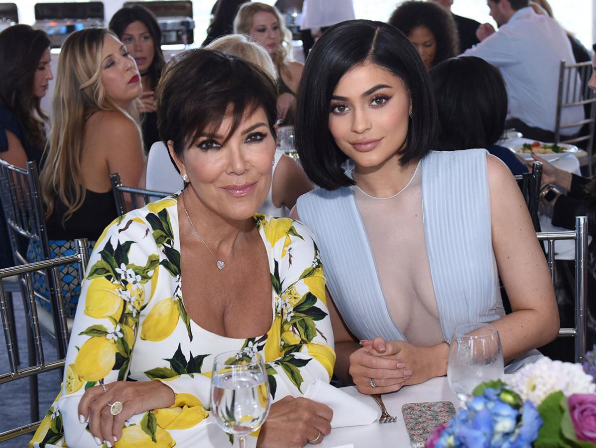 Kris Jenner Hints At Kylie Jenners Babys Name Nova 969