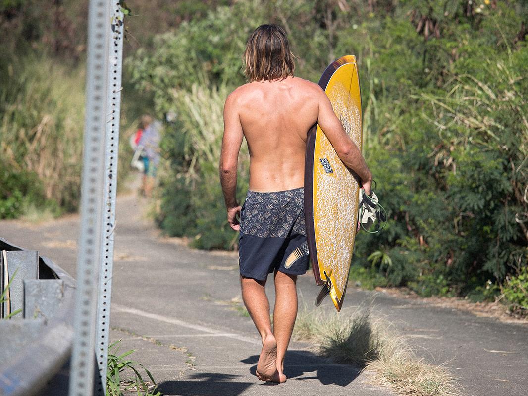 There's a right way to wear board shorts Nova 969