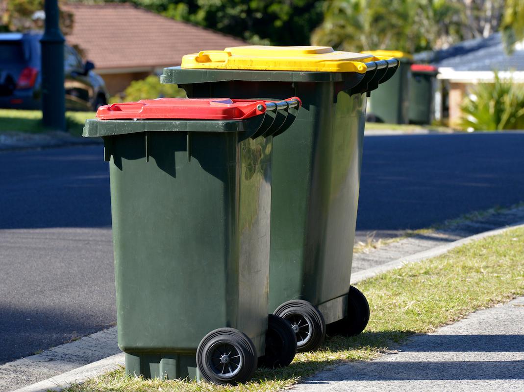 There's A Big Change Coming To Your Wheelie Bin, Australia Nova 969
