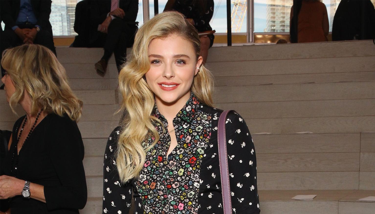 Chloe Grace Moretz cast as as Ariel for live action film The Little ...