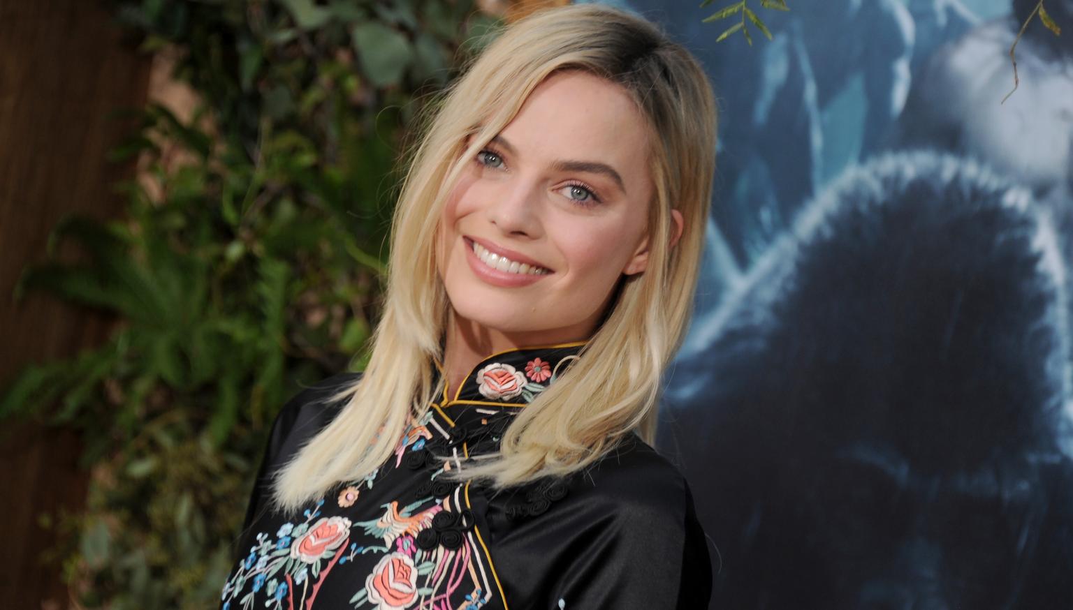 You Have To See This Ridiculously Embarrassing Photo Of Margot Robbie