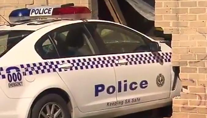 Video Catches The Moment A SAPOL Car Drove Into A House | FIVEaa