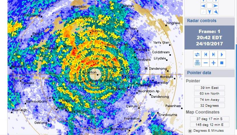 Melbourne freaks out over weather radar glitch | Nova 100