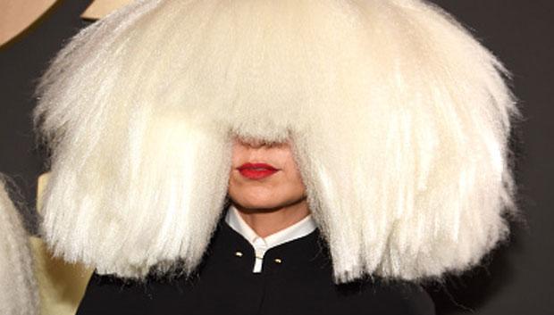 Sia’s REAL face revealed | Nova 969