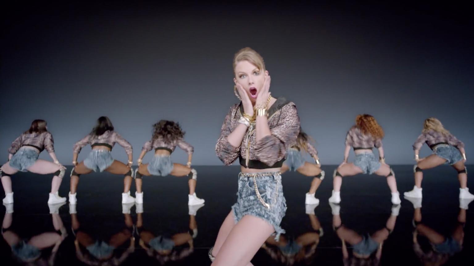 Taylor Swift Releases Shake It Off NOVAFM   Taylor Swift Shake It Off 