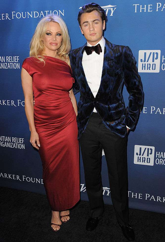 Pamela anderson son adult images