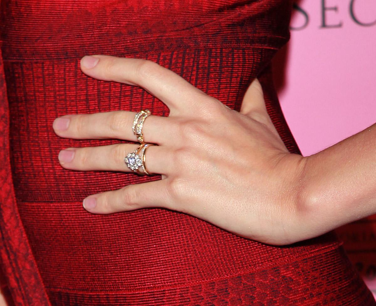 Orlando Bloom chose nearly identical rings for Katy Perry and ex-wife ...